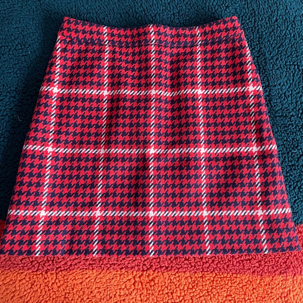 Biden Red Houndstooth Check Women's Skirt